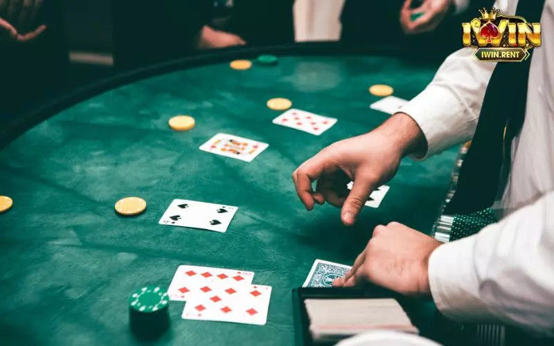 Kinh nghiệm chơi Poker hiệu quả từ cao thủ